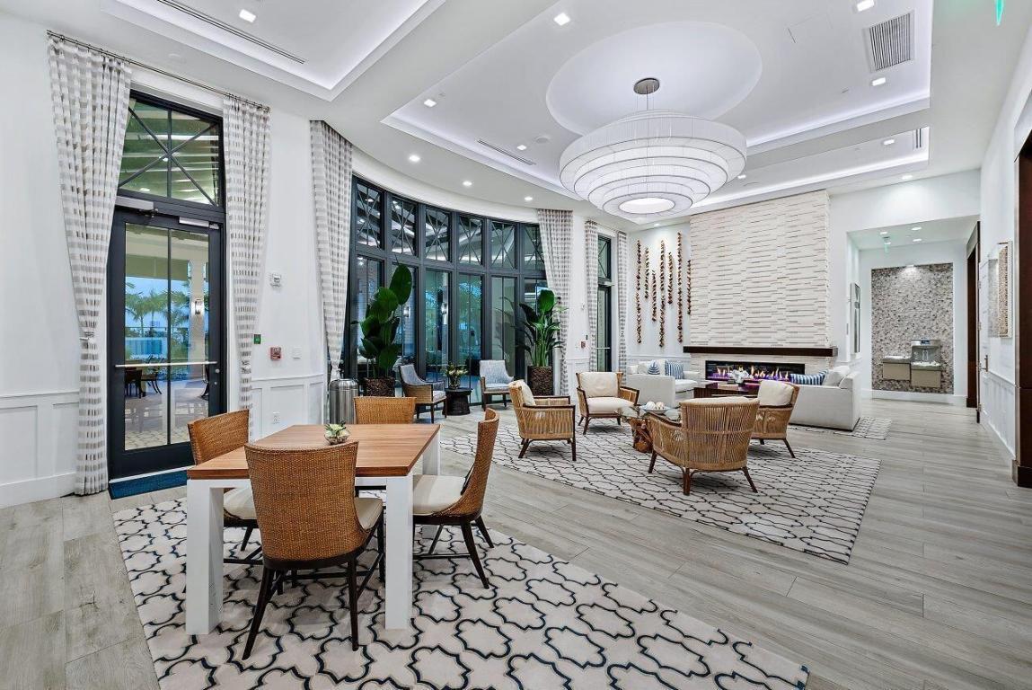 AVENIR POD - Residential Lease