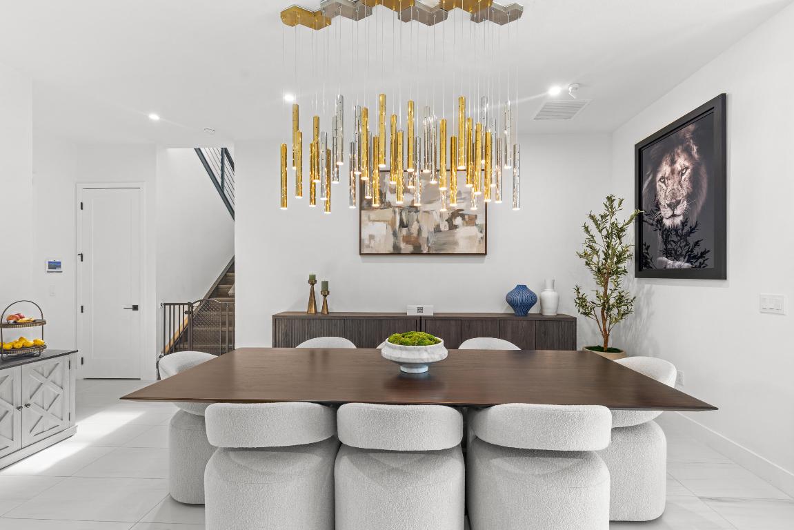 AVENIR POD - Residential Lease