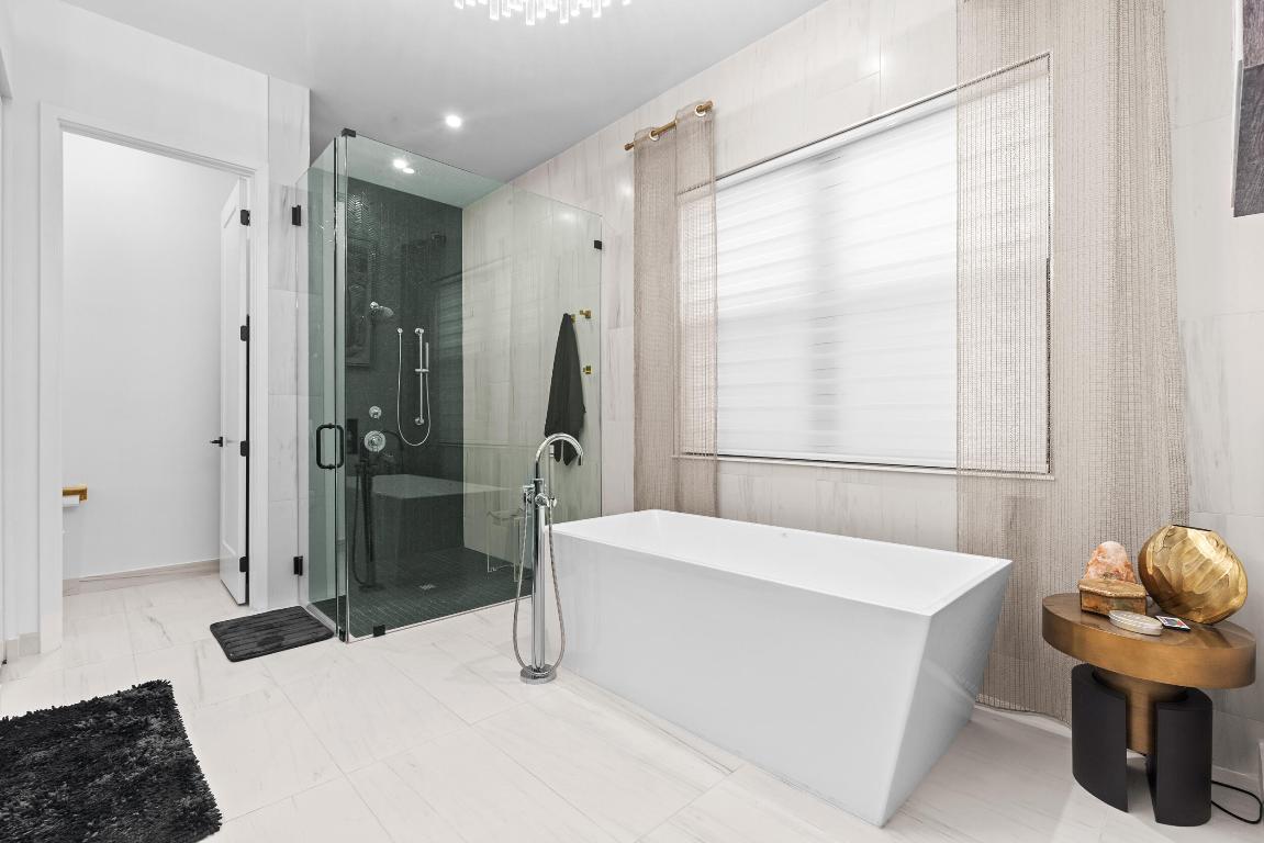 AVENIR POD - Residential Lease