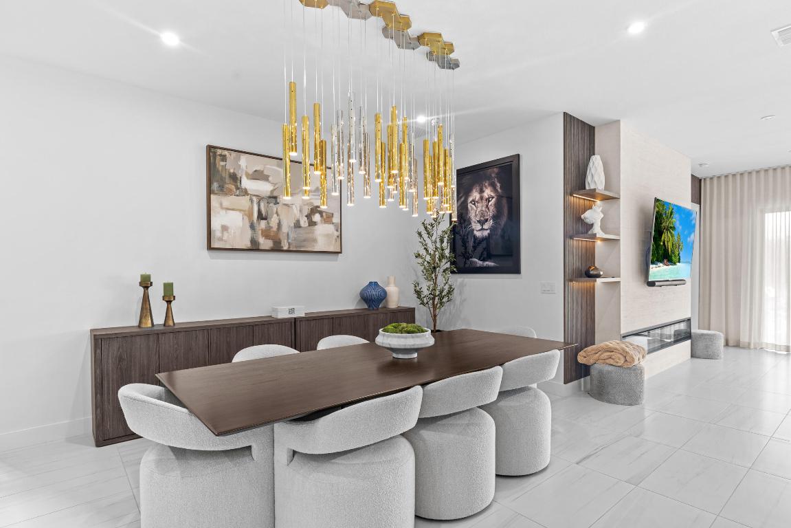 AVENIR POD - Residential Lease