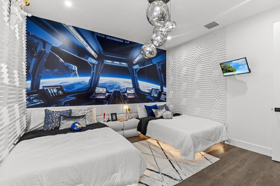 AVENIR POD - Residential Lease