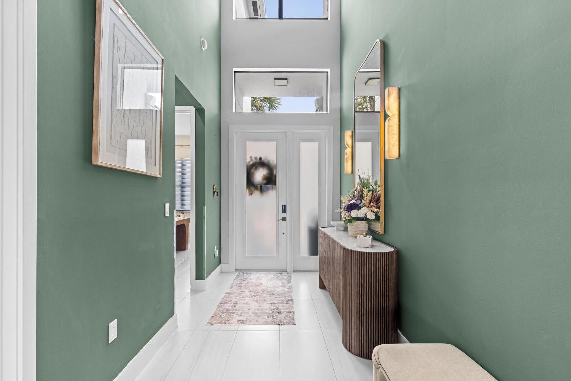 AVENIR POD - Residential Lease