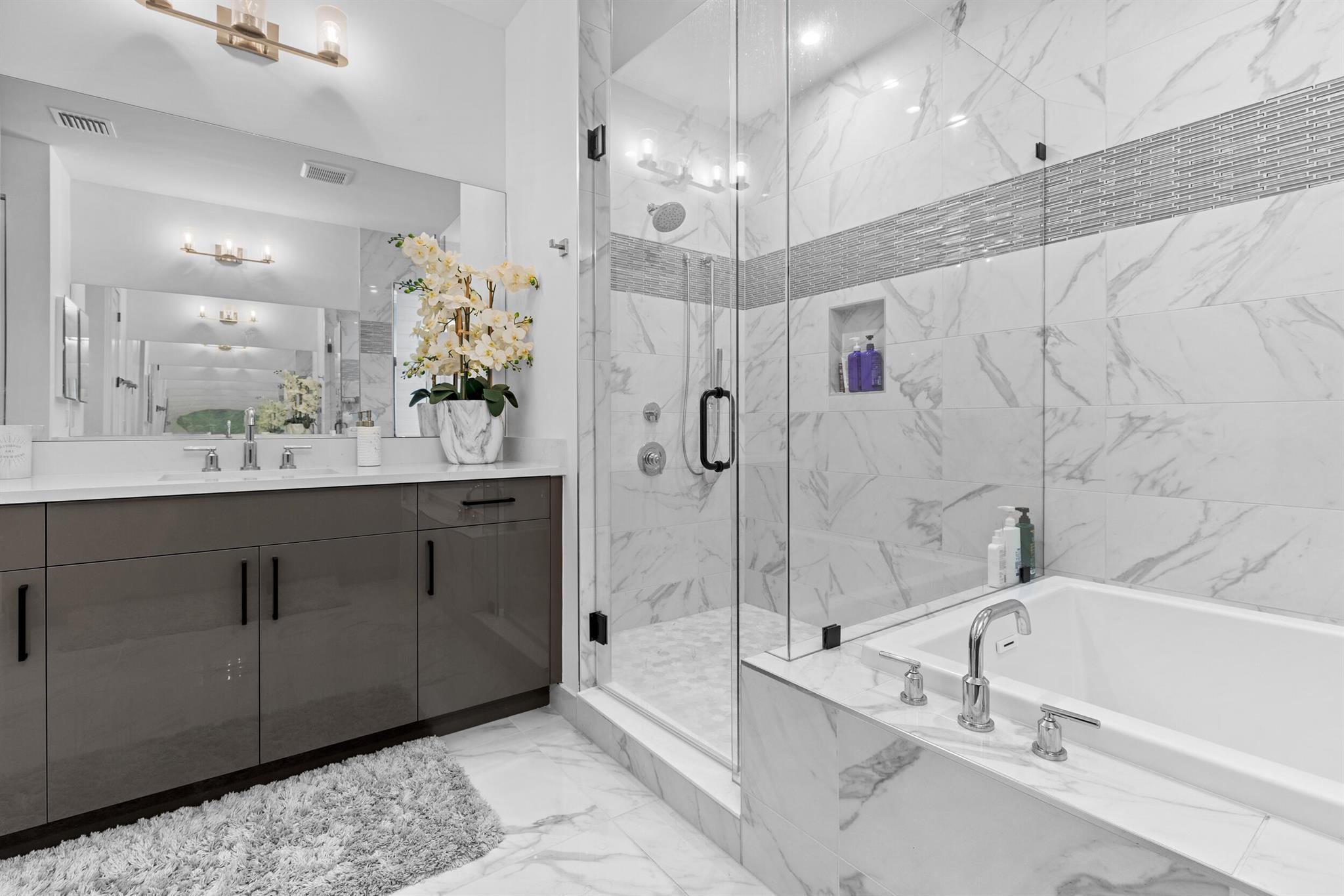 AVENIR POD - Residential Lease