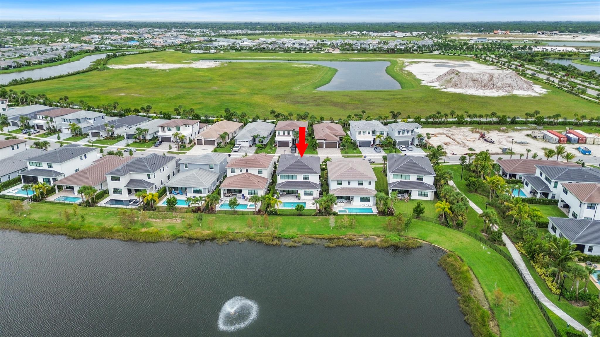 AVENIR POD - Residential Lease