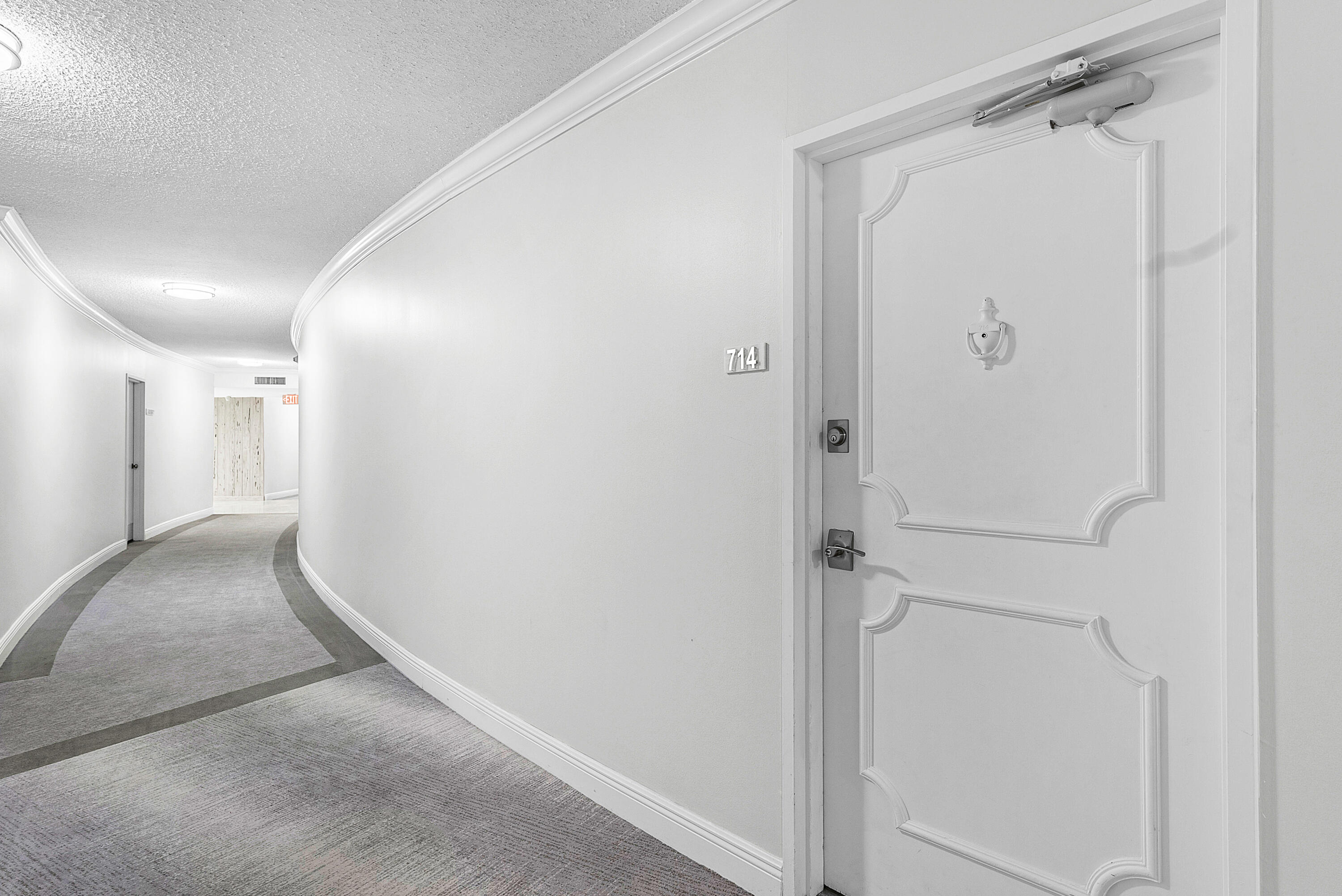 TWENTY TWO NINETY FIVE SOUTH OCEAN BLVD - Residential