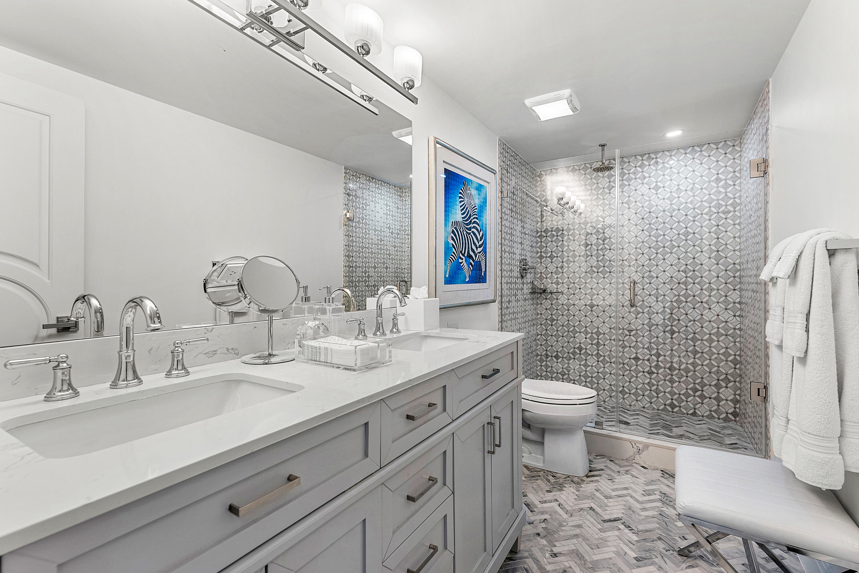 TWENTY TWO NINETY FIVE SOUTH OCEAN BLVD - Residential