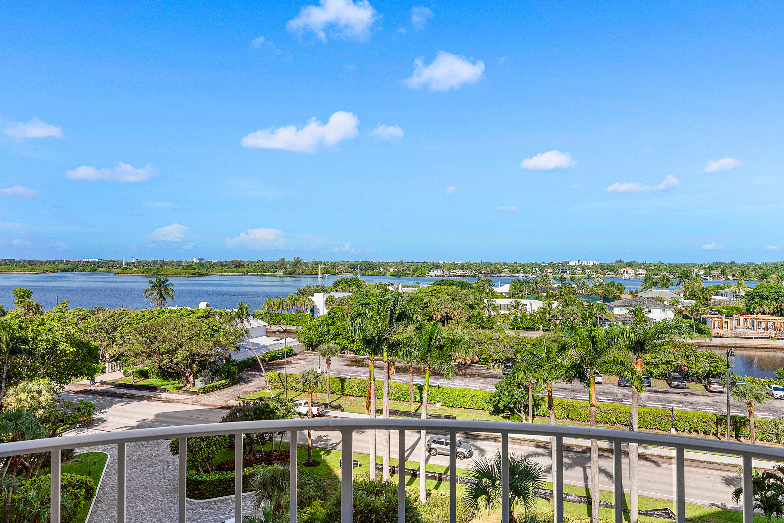 TWENTY TWO NINETY FIVE SOUTH OCEAN BLVD - Residential