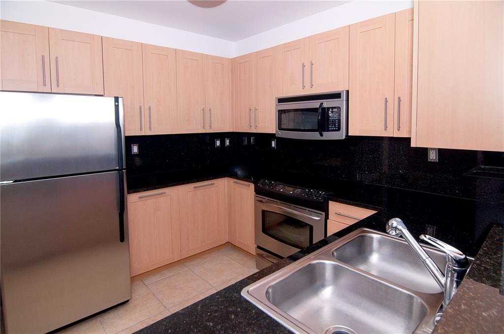 NU RIVER LANDING - Residential