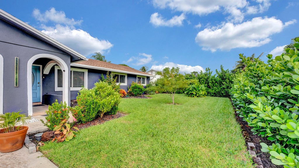 Photo of 2941 Angler Drive, Delray Beach, FL 33445 (MLS # R11065738)