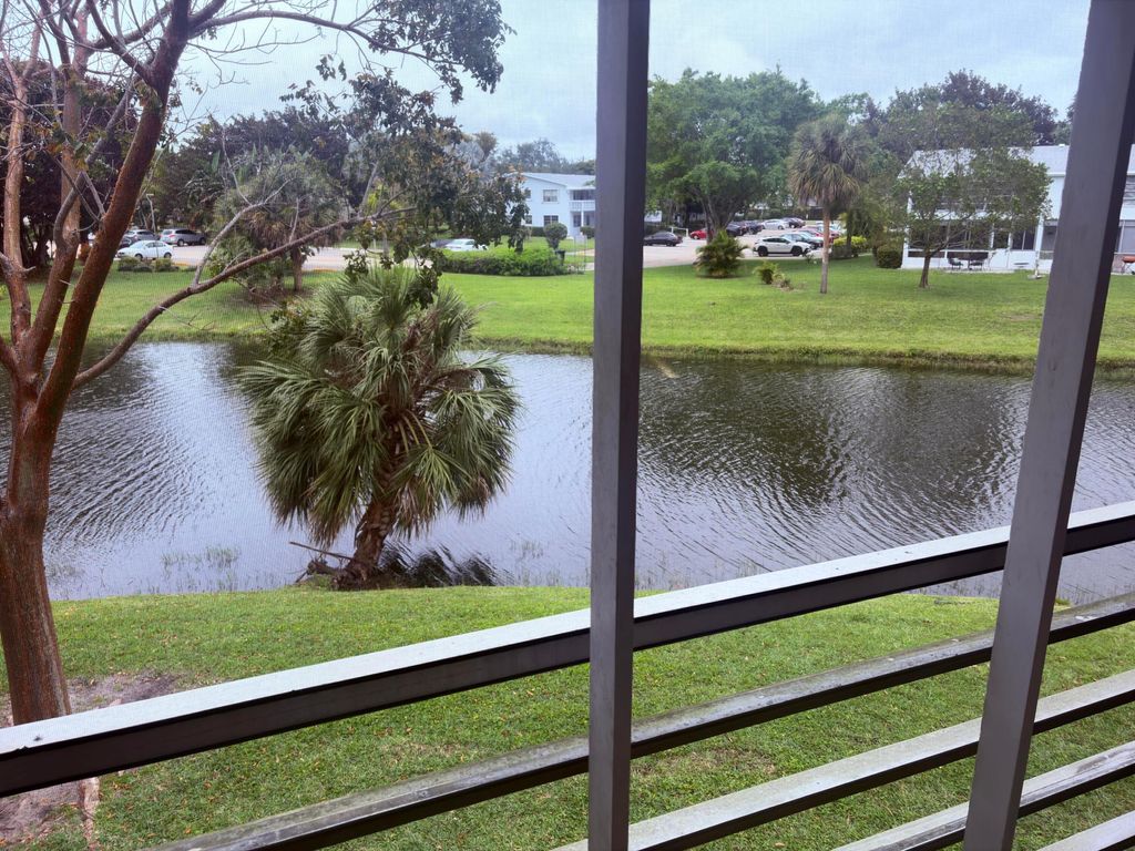 Photo of 193 Prescott J #J, Deerfield Beach, FL 33442 (MLS # B26019545)