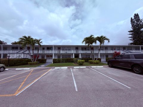 Photo of 193 Prescott J #J, Deerfield Beach, FL 33442 (MLS # B26019545)