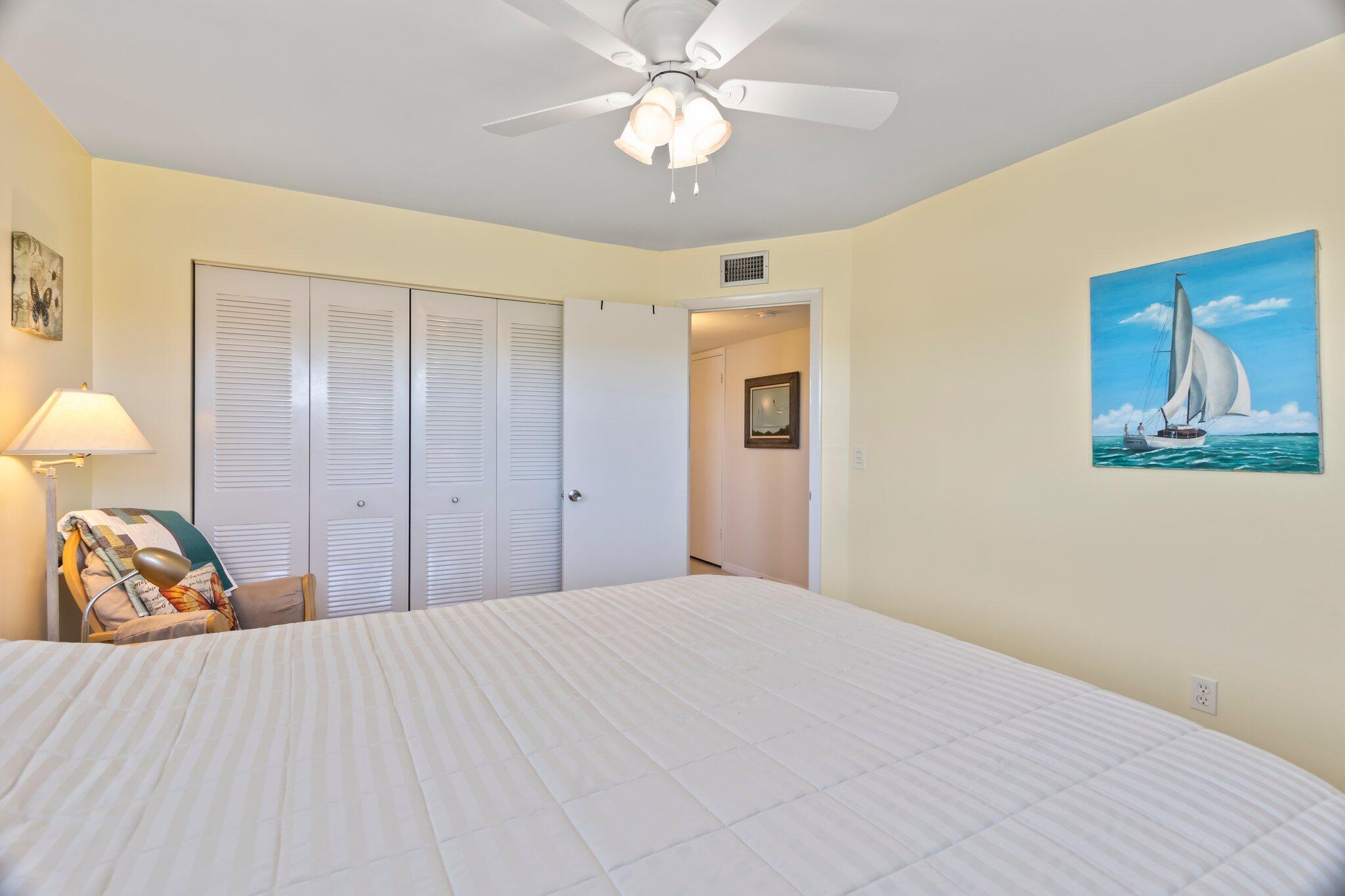 VISTA HARBOR CONDO BLDGS - Residential