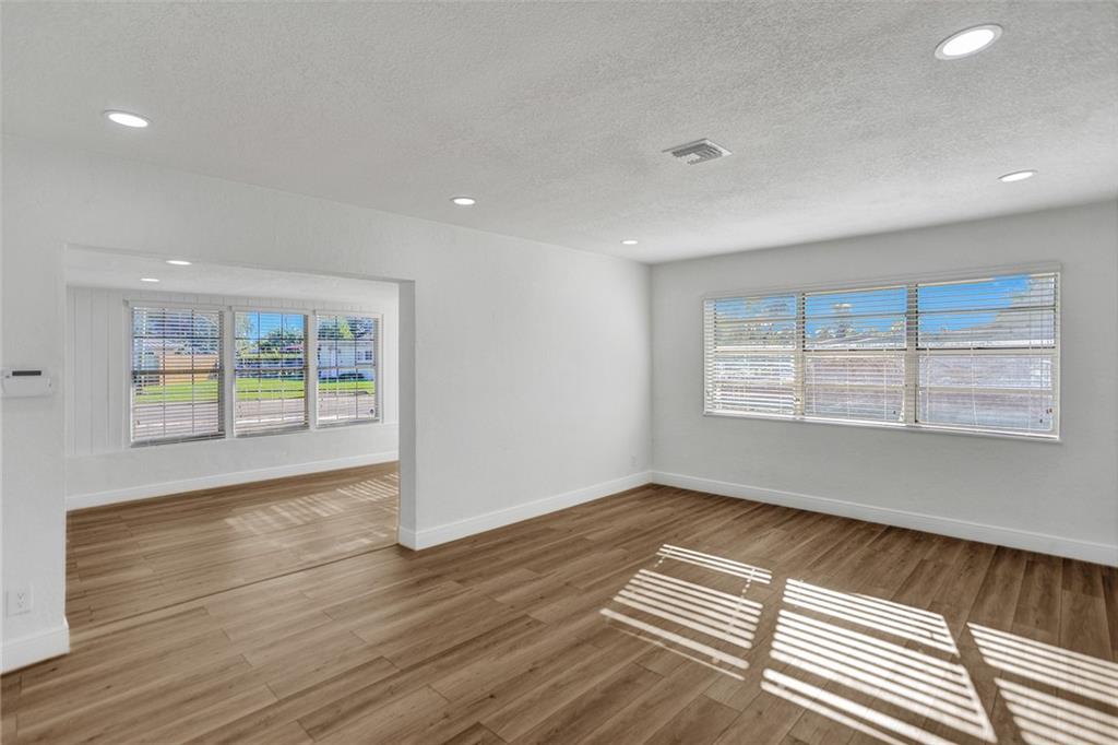 Lauderdale Villas 29-37 B - Residential