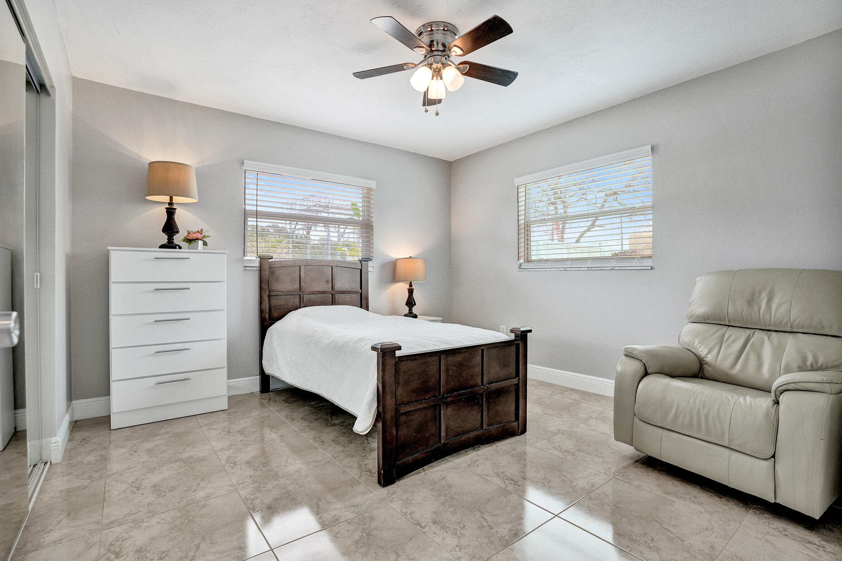 Tropical Haven - Residential