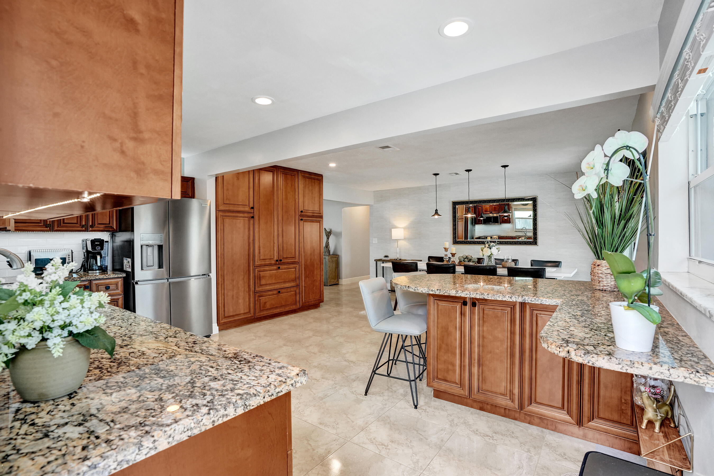 Tropical Haven - Residential