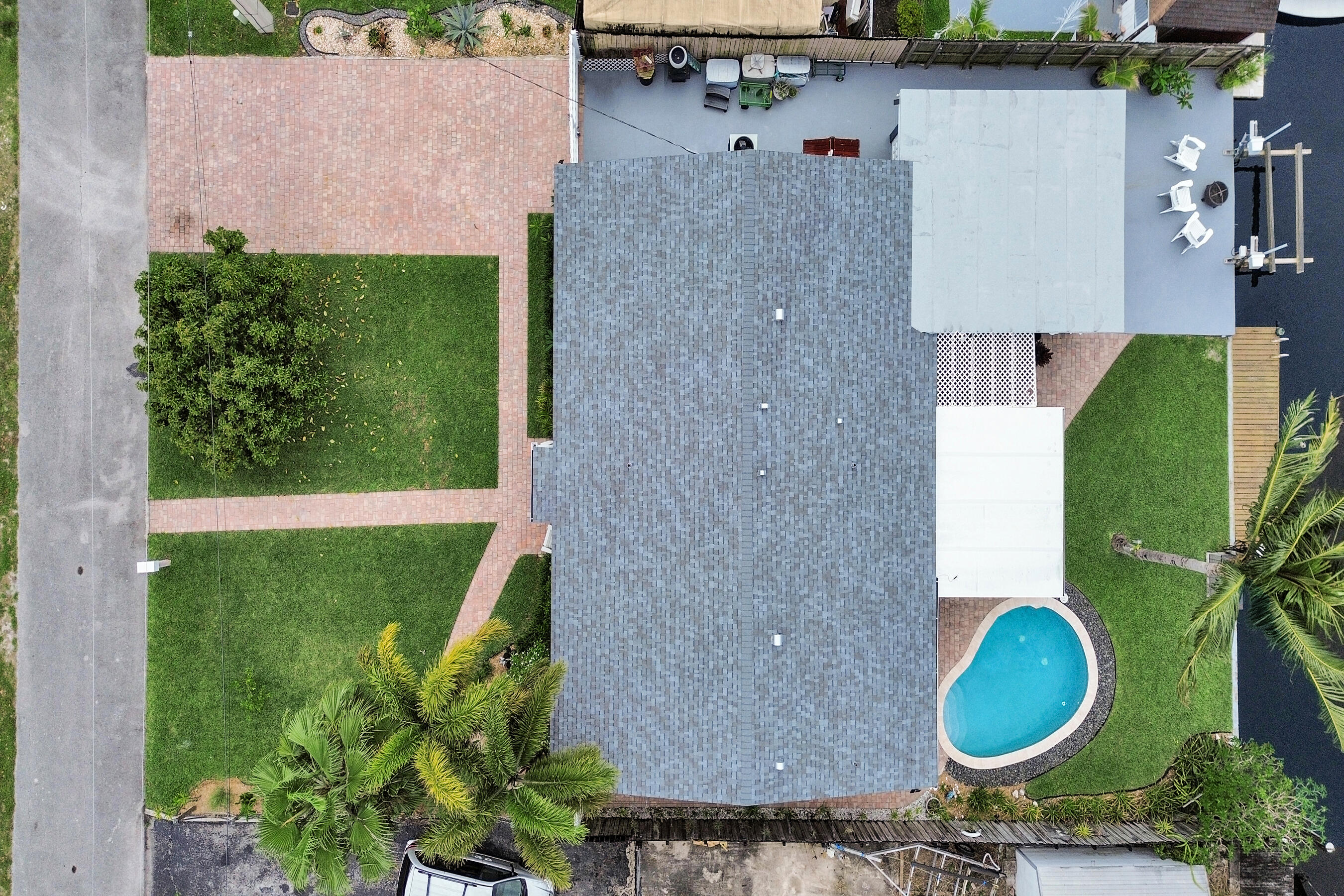 Tropical Haven - Residential