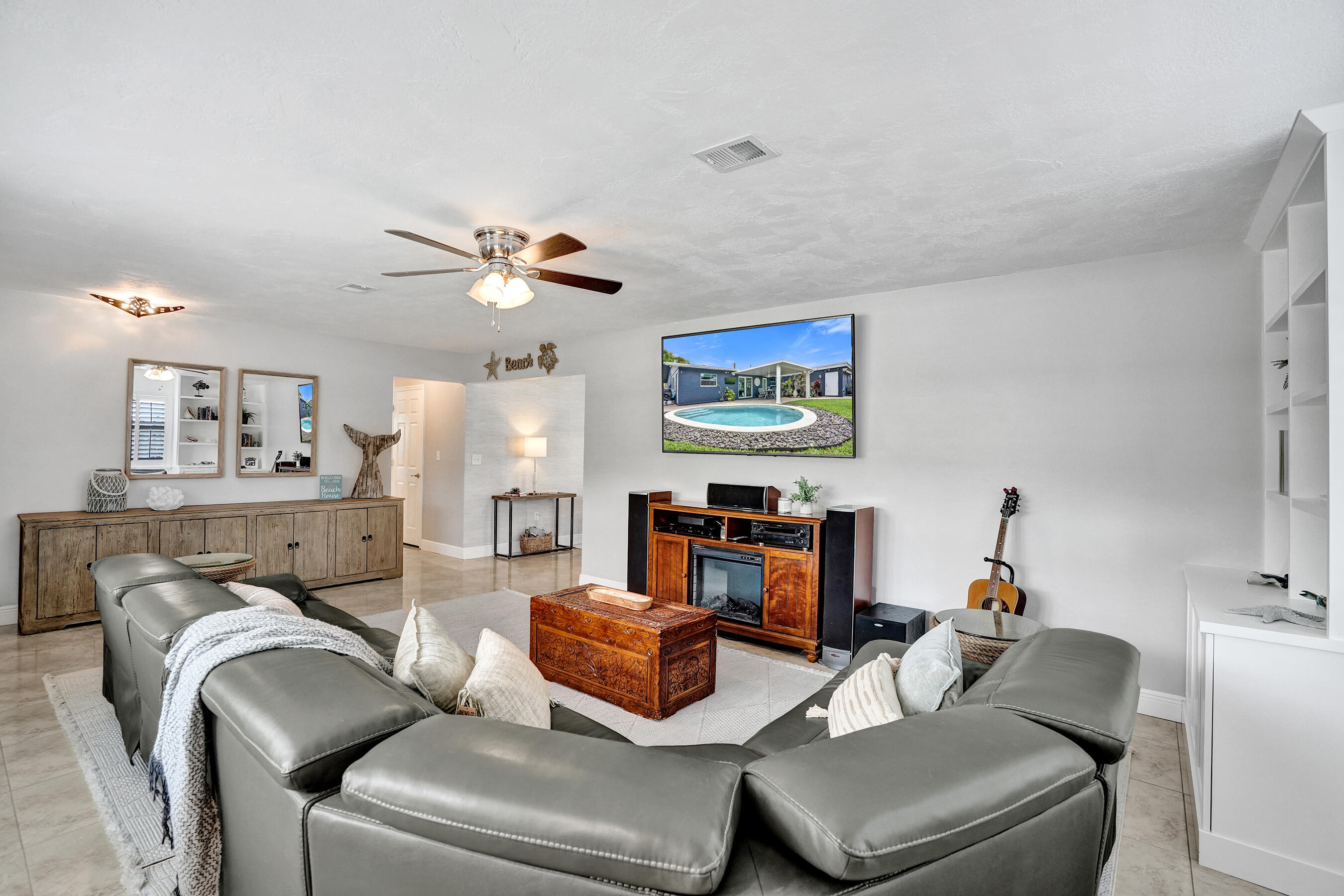 Tropical Haven - Residential