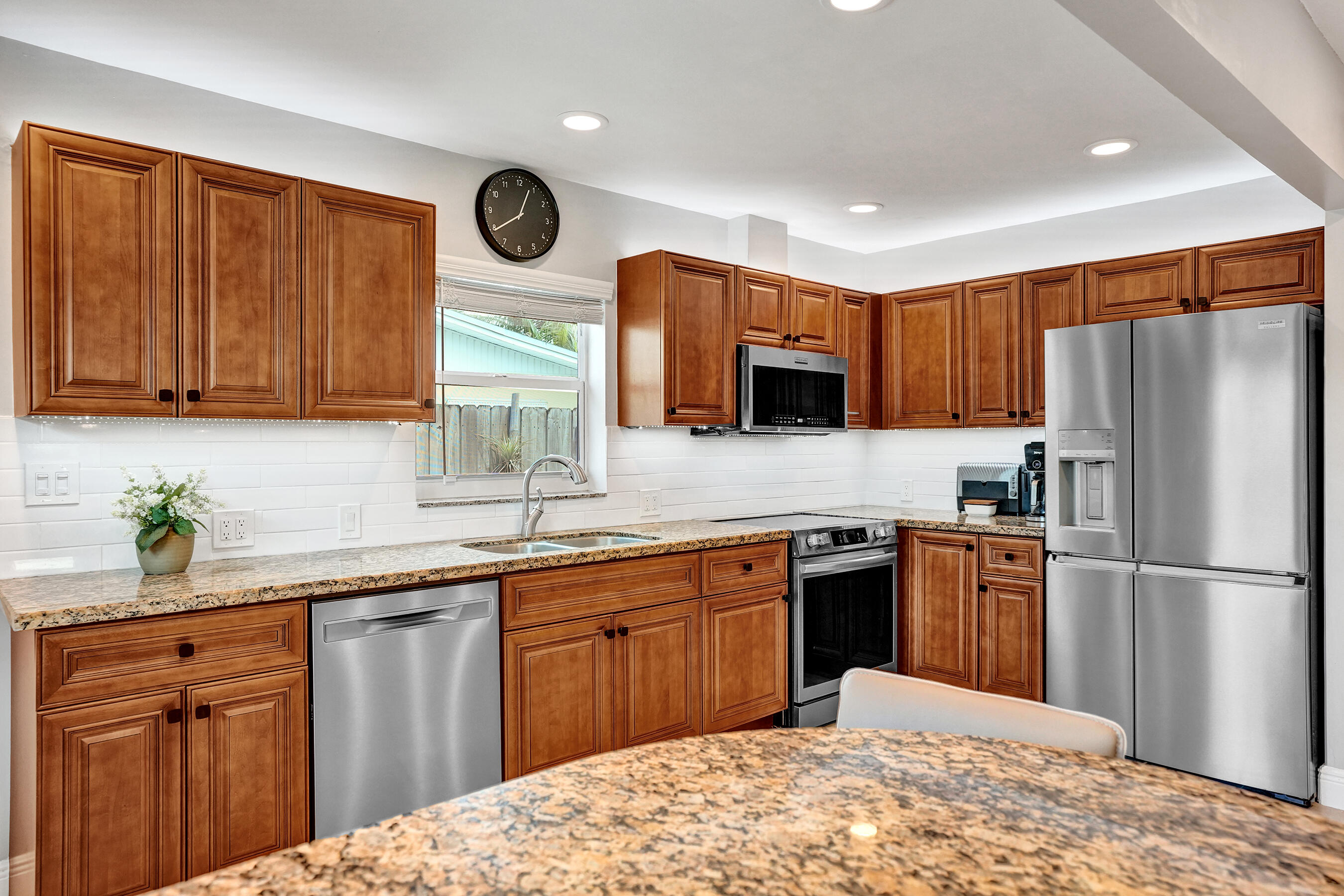 Tropical Haven - Residential