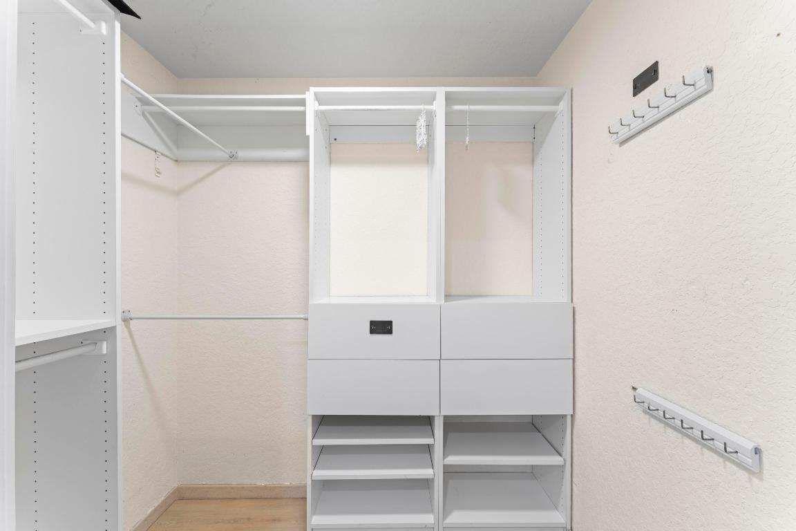 BEL MARRA IN - Residential Lease