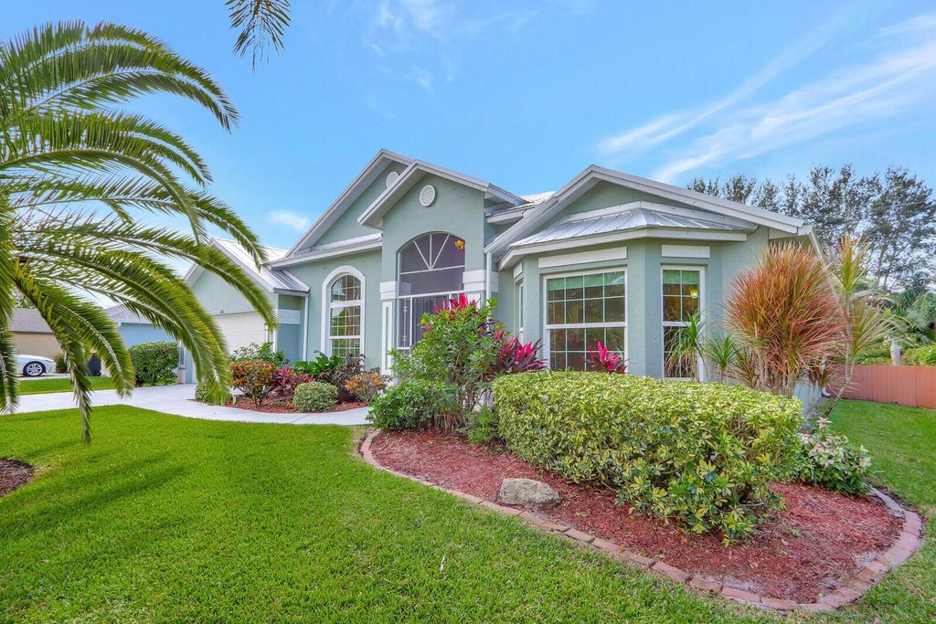 Photo of 430 SW Dahled Avenue, Port Saint Lucie, FL 34953 (MLS # R10932275)