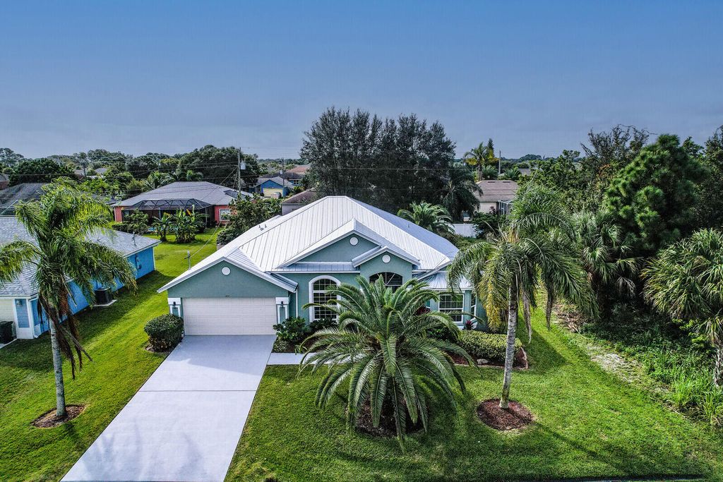 Photo of 430 SW Dahled Avenue, Port Saint Lucie, FL 34953 (MLS # R10932275)