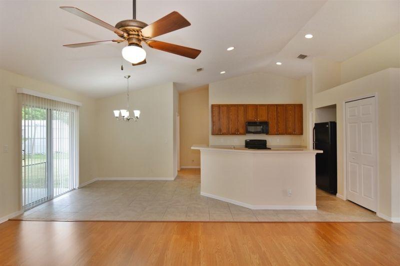 PORT ST LUCIE SECTION 01 - Residential Lease