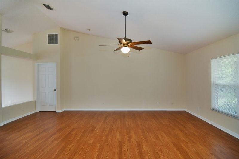 PORT ST LUCIE SECTION 01 - Residential Lease