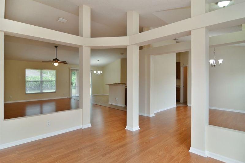 PORT ST LUCIE SECTION 01 - Residential Lease