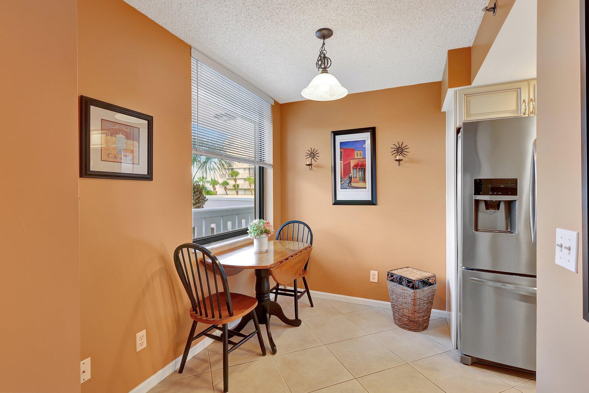 5055 N Highway A1a 205