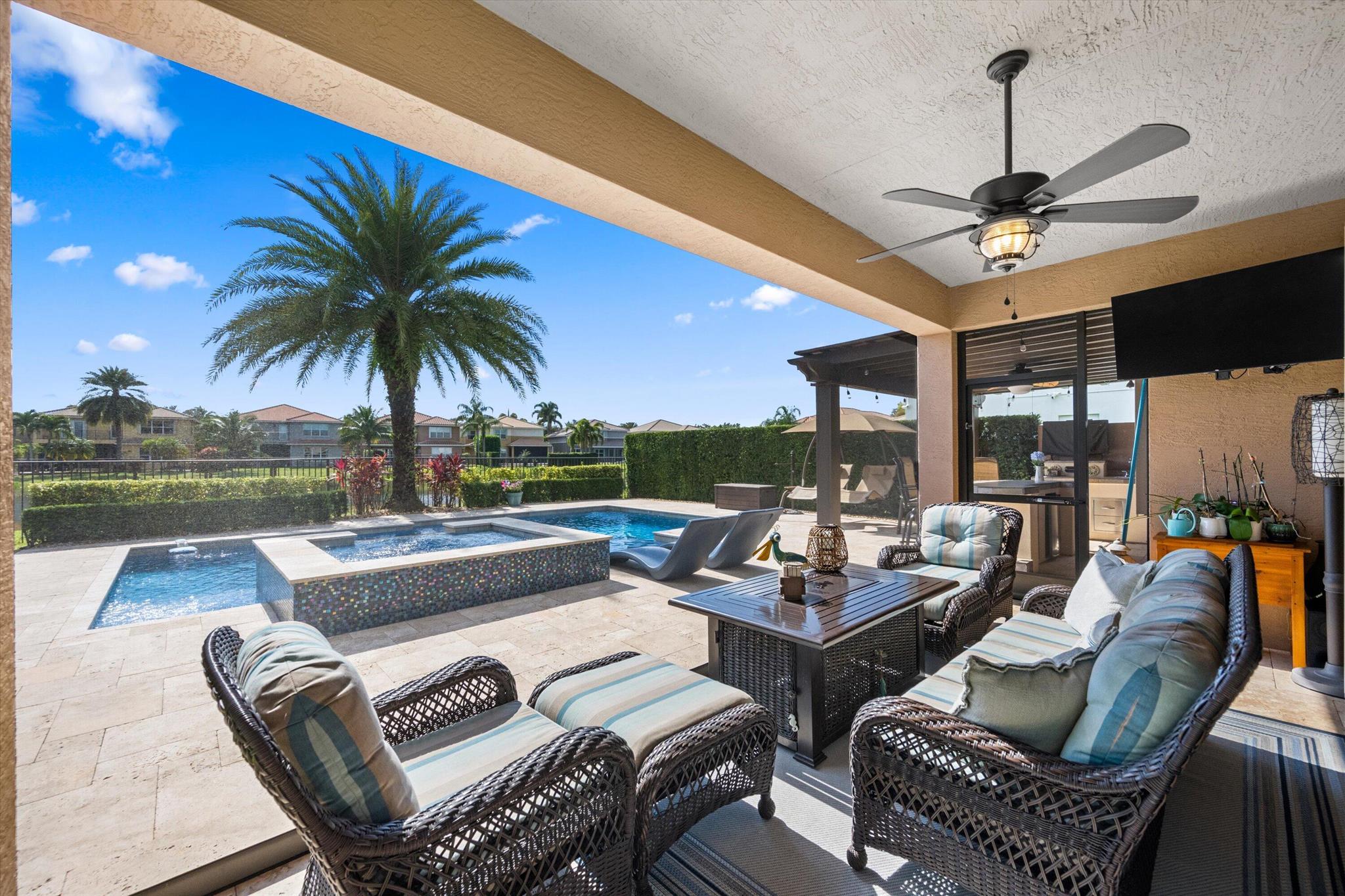 CANYON SPRINGS - Residential