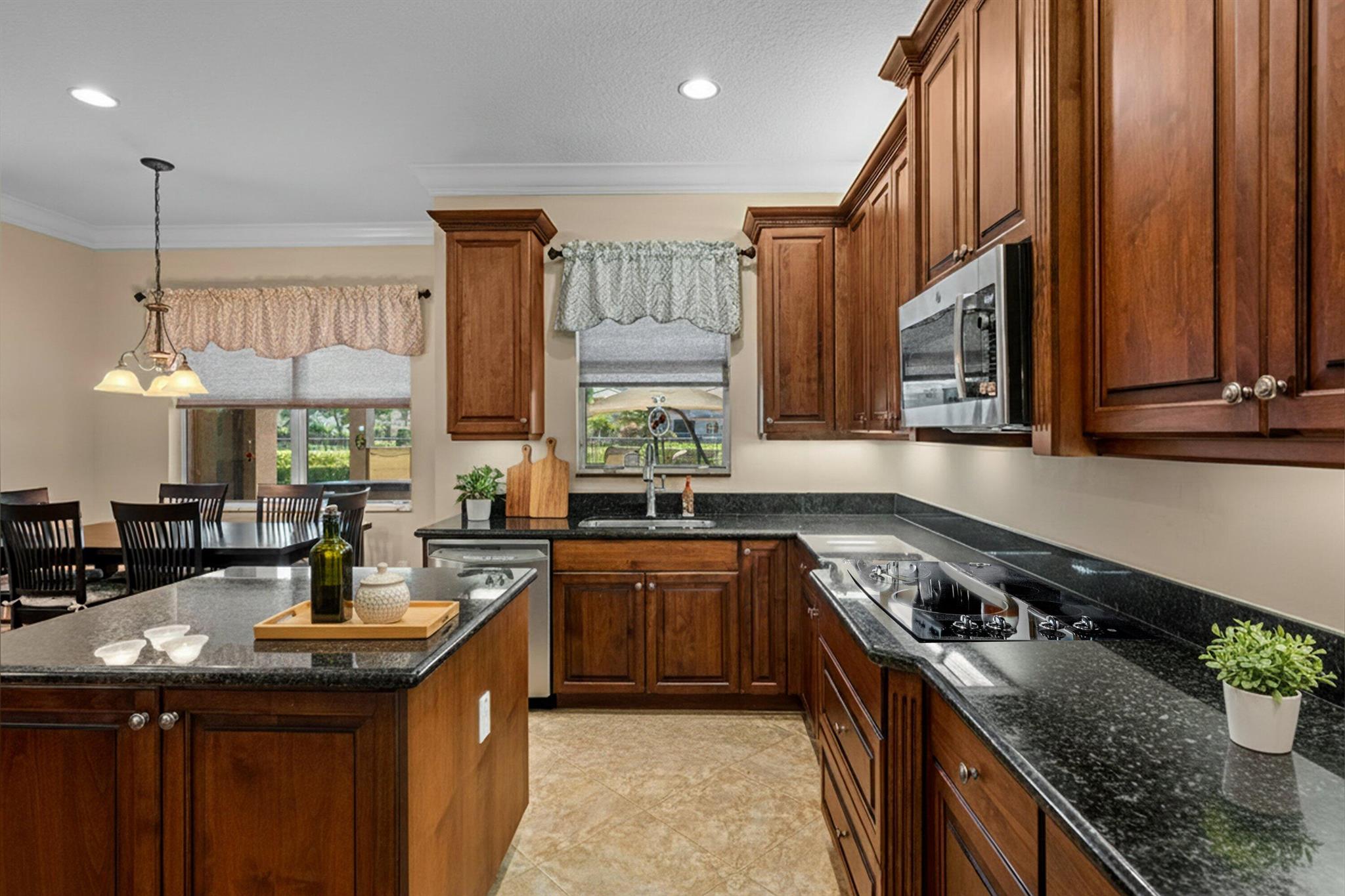 CANYON SPRINGS - Residential