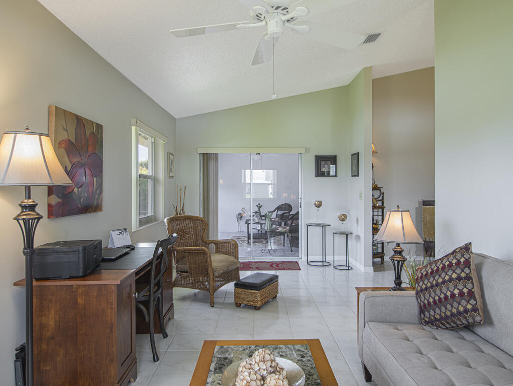CYPRESS LAKES 9 - Residential