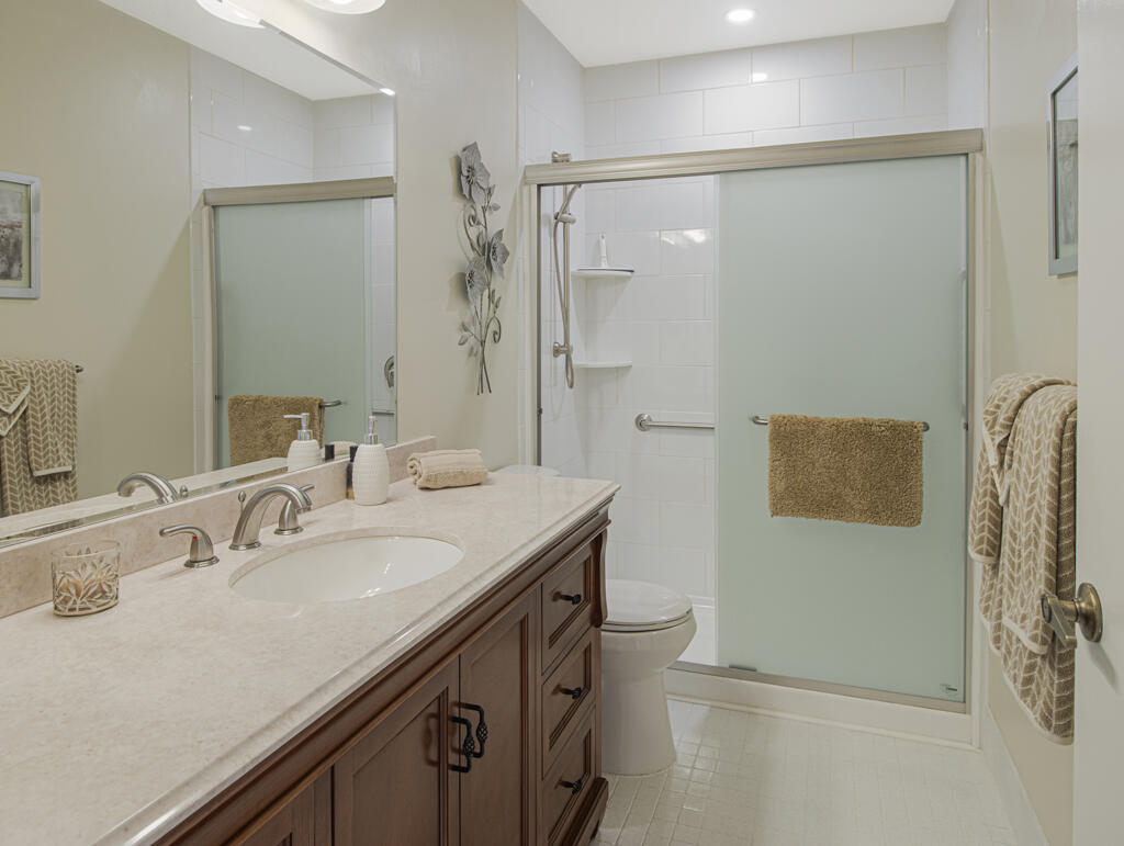 CYPRESS LAKES 9 - Residential