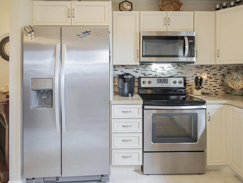 CYPRESS LAKES 9 - Residential
