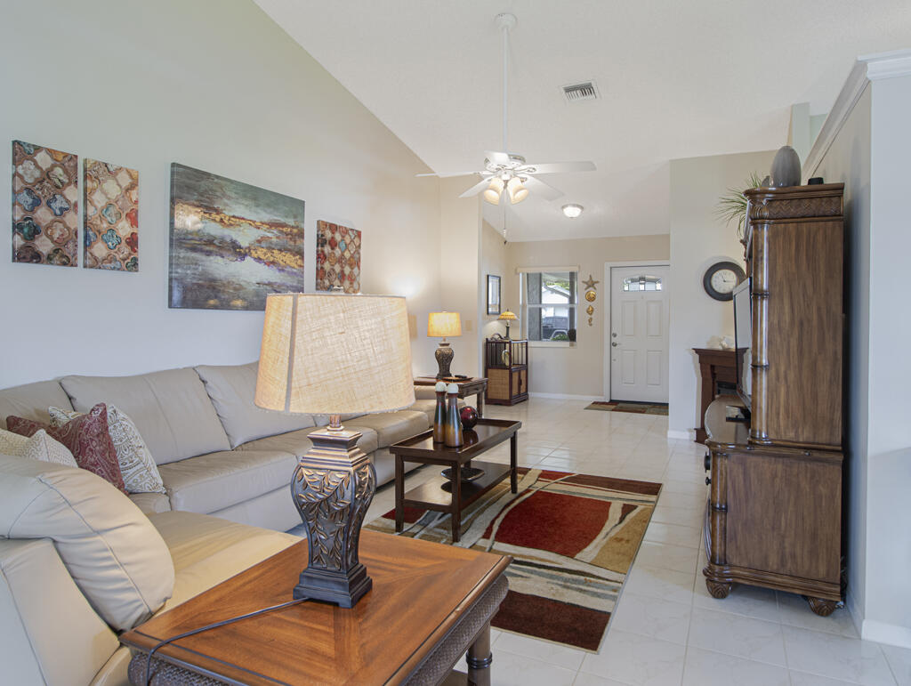 CYPRESS LAKES 9 - Residential