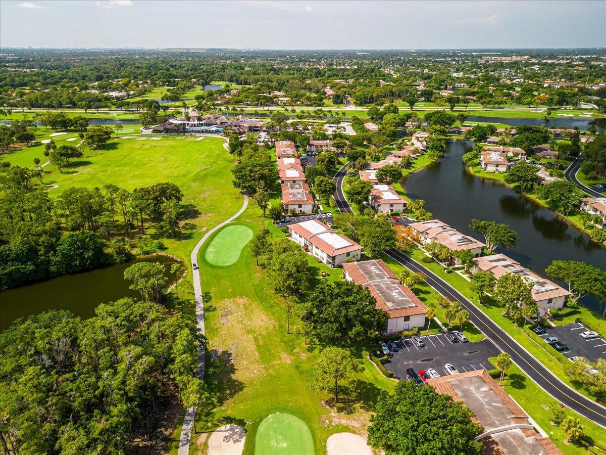 VISTAS OF BOCA LAGO CONDO - Residential