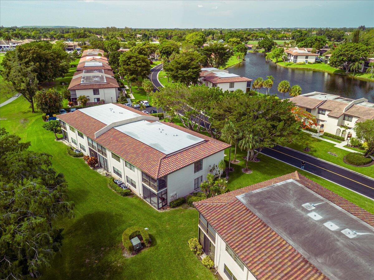 VISTAS OF BOCA LAGO CONDO - Residential