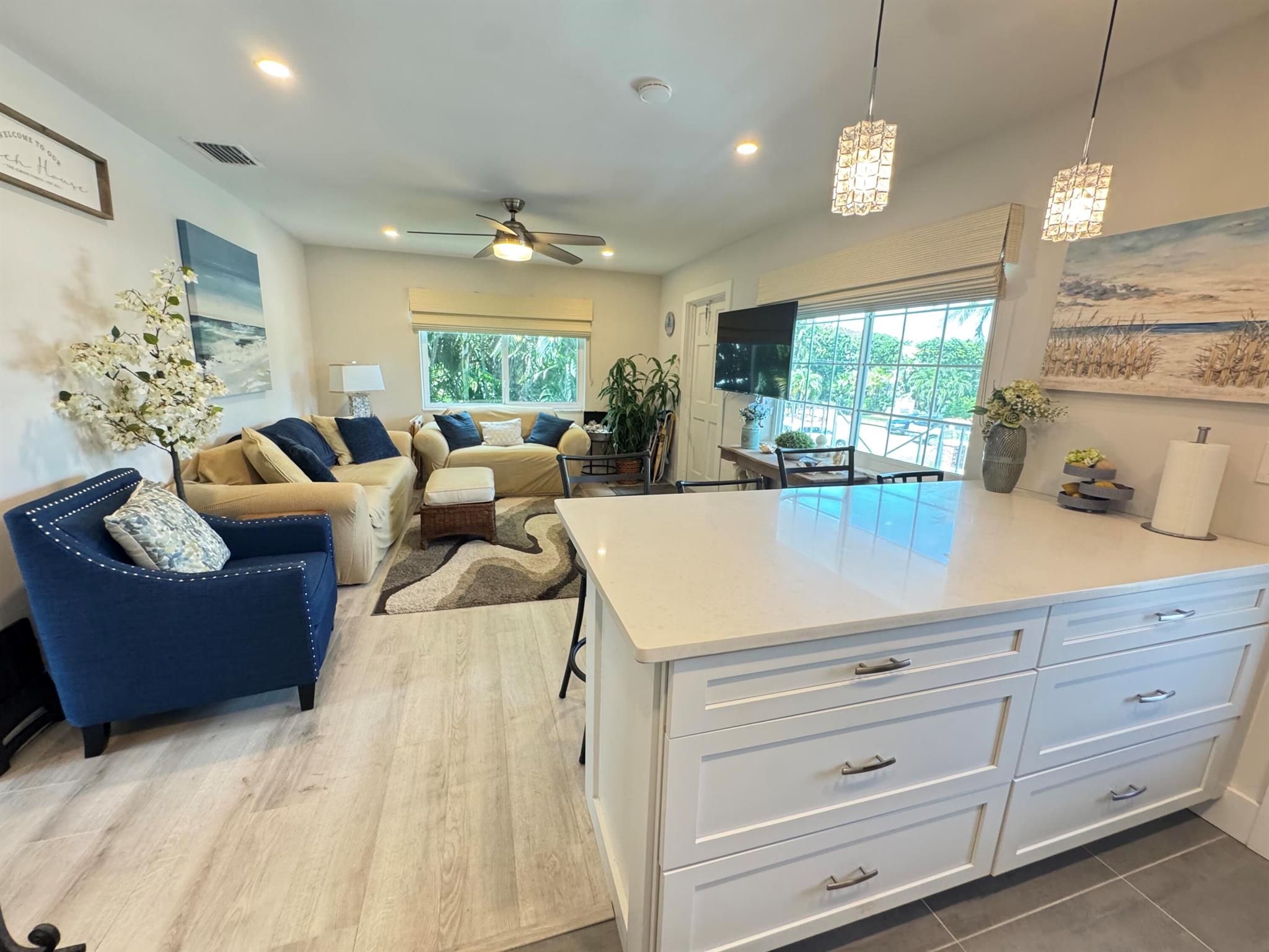 COLONIAL RIDGE CORP - Residential Lease