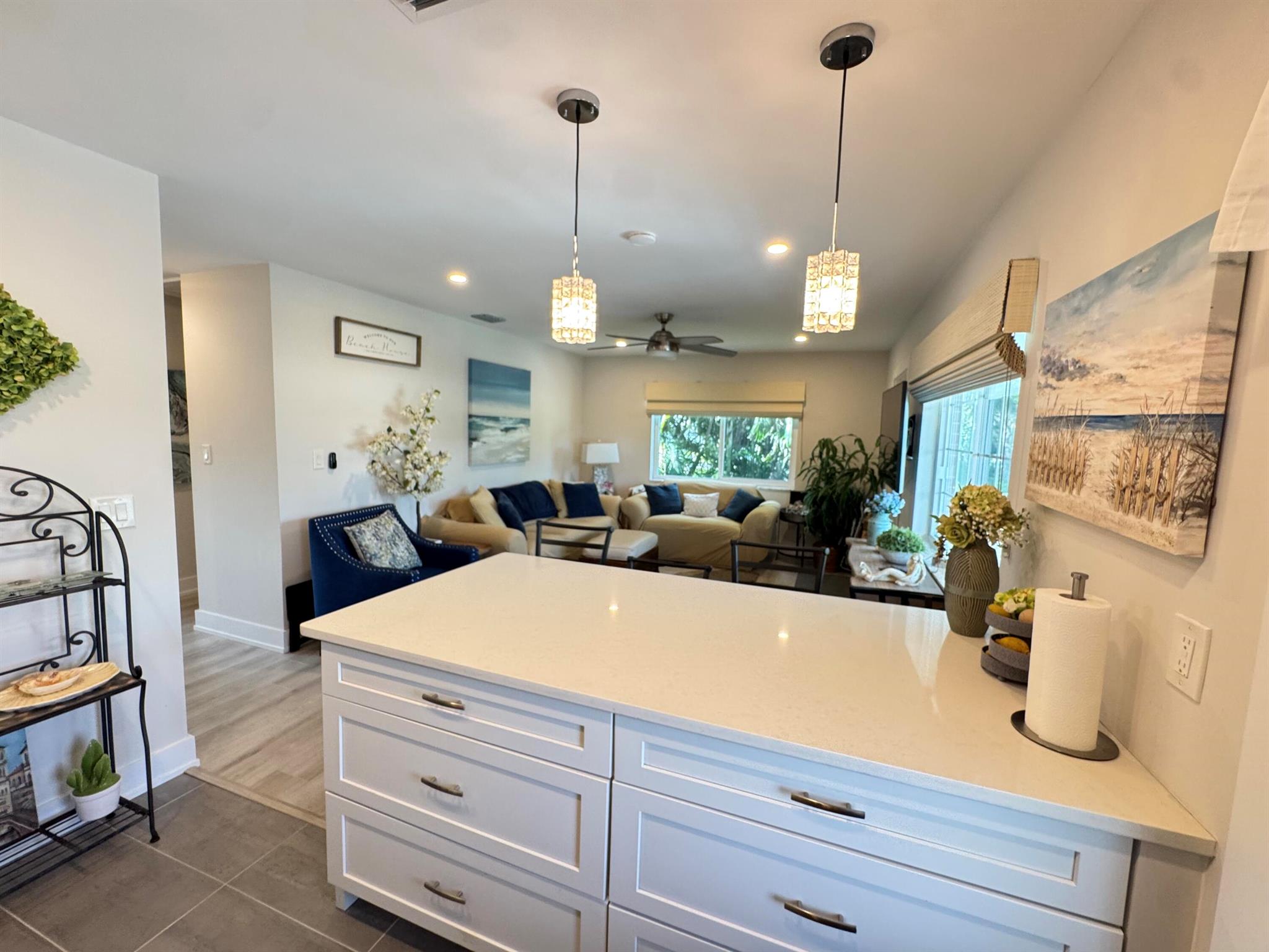 COLONIAL RIDGE CORP - Residential Lease