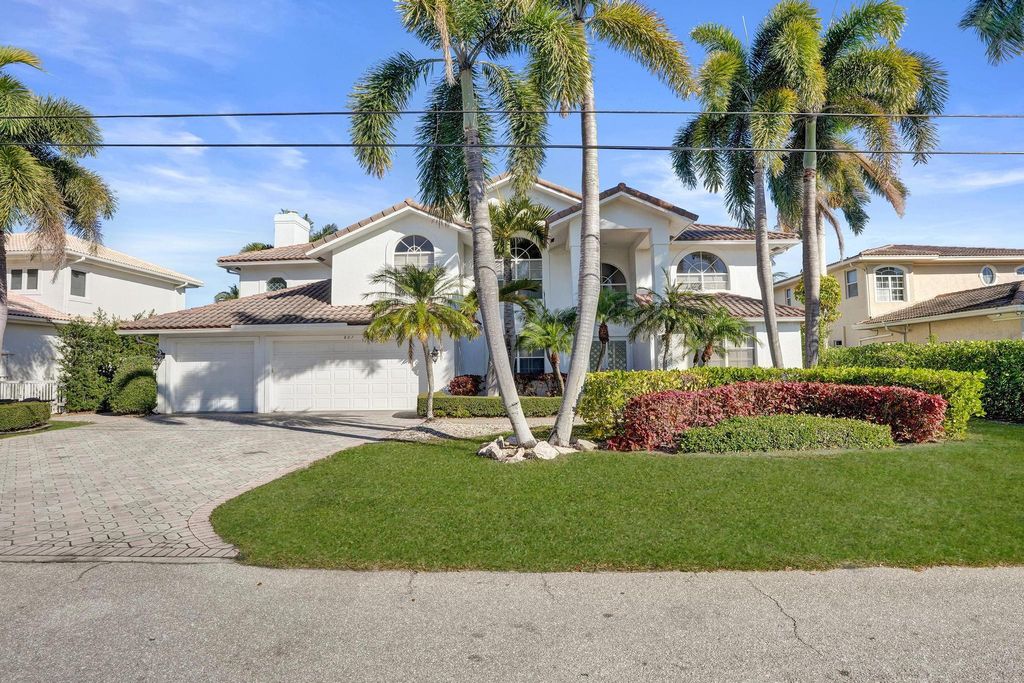 Photo of 807 Coventry Street, Boca Raton, FL 33487 (MLS # R11168214)