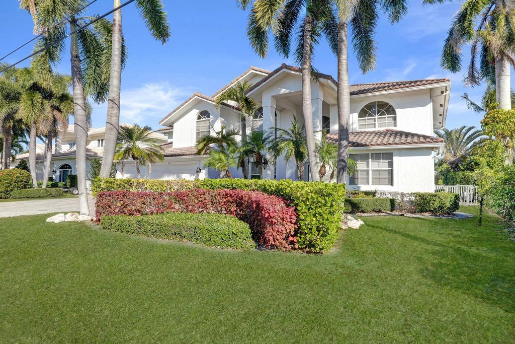 Photo of 807 Coventry Street, Boca Raton, FL 33487 (MLS # R11168214)