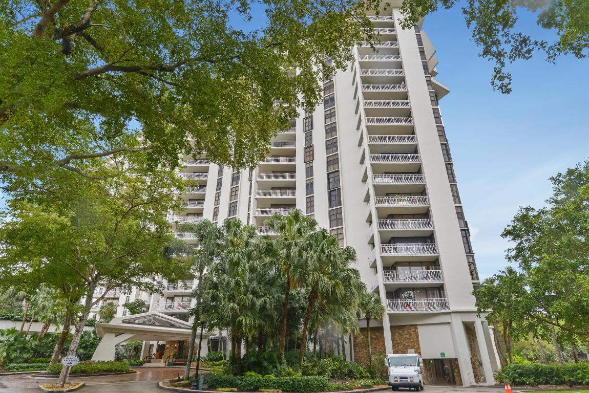 TOWERS OF QUAYSIDE CONDO #1 - Residential Lease