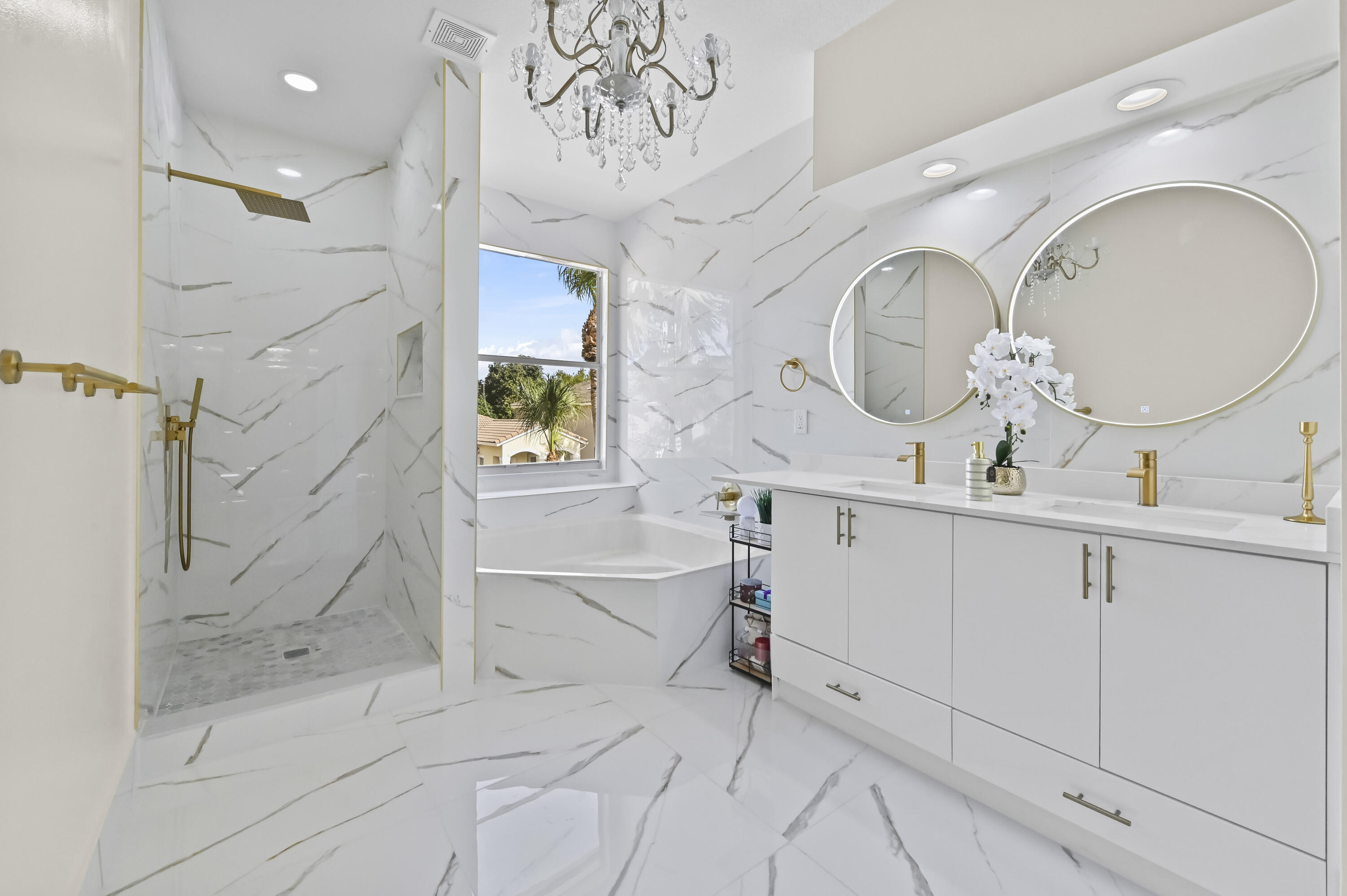 HYPOLUXO HAVERHILL - Residential