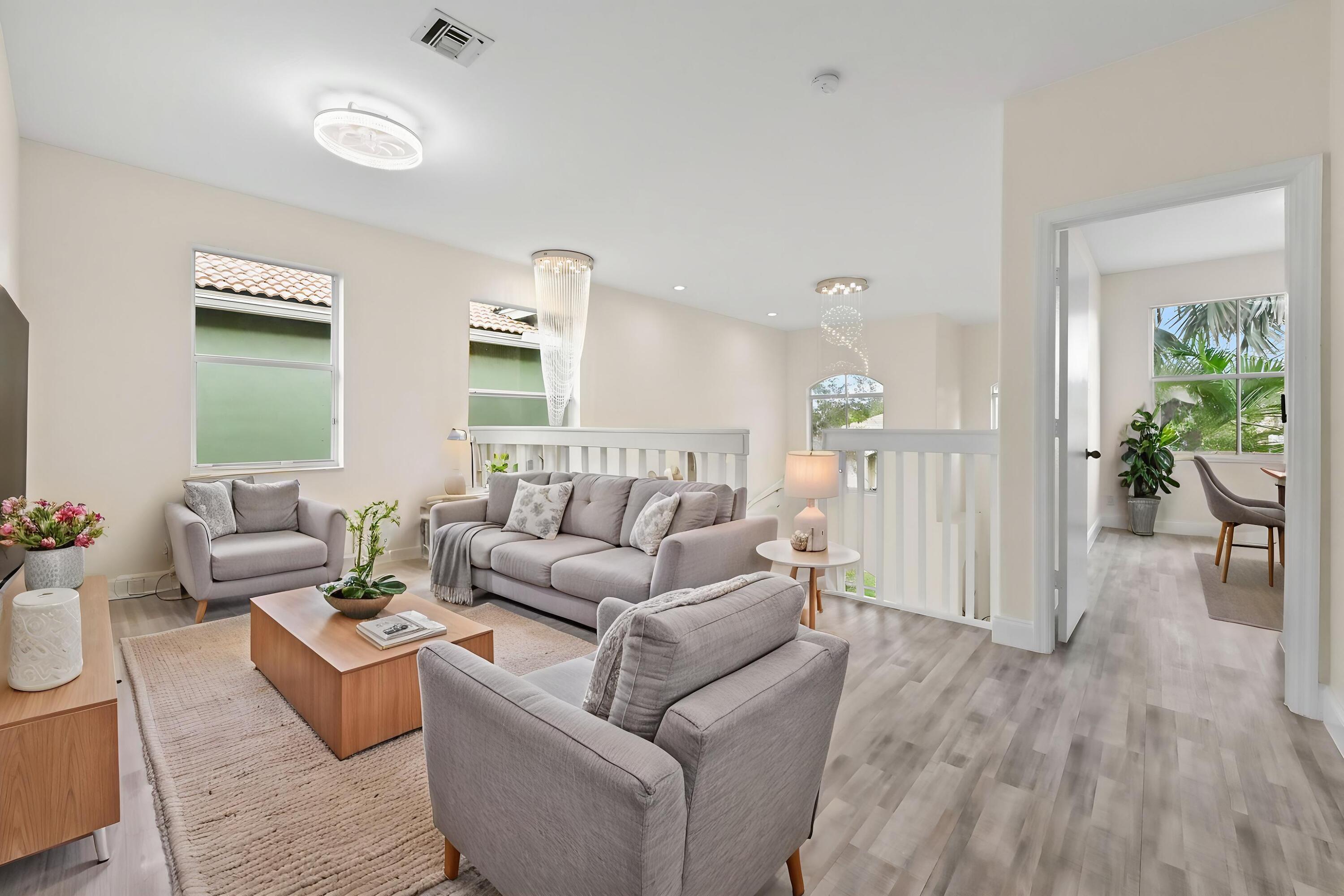 HYPOLUXO HAVERHILL - Residential