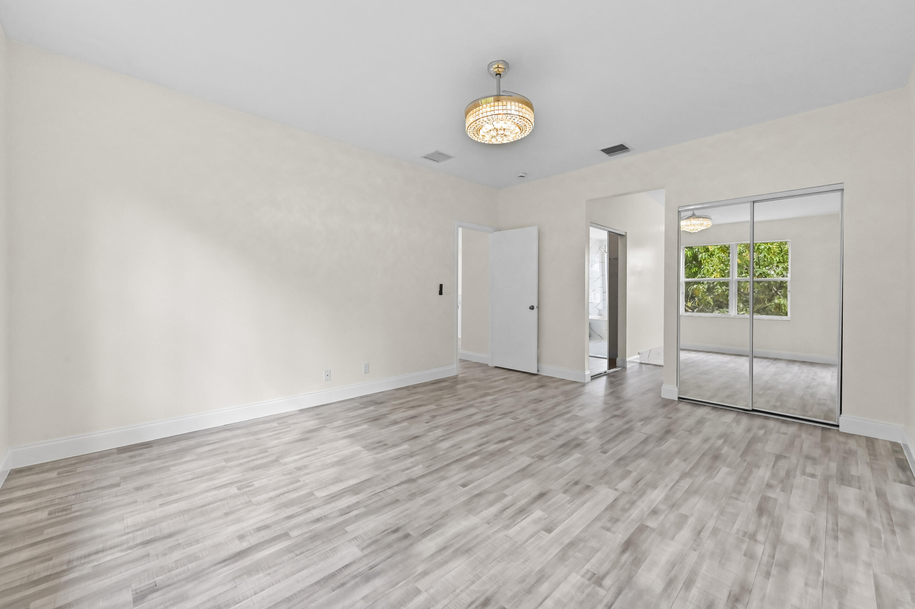 HYPOLUXO HAVERHILL - Residential