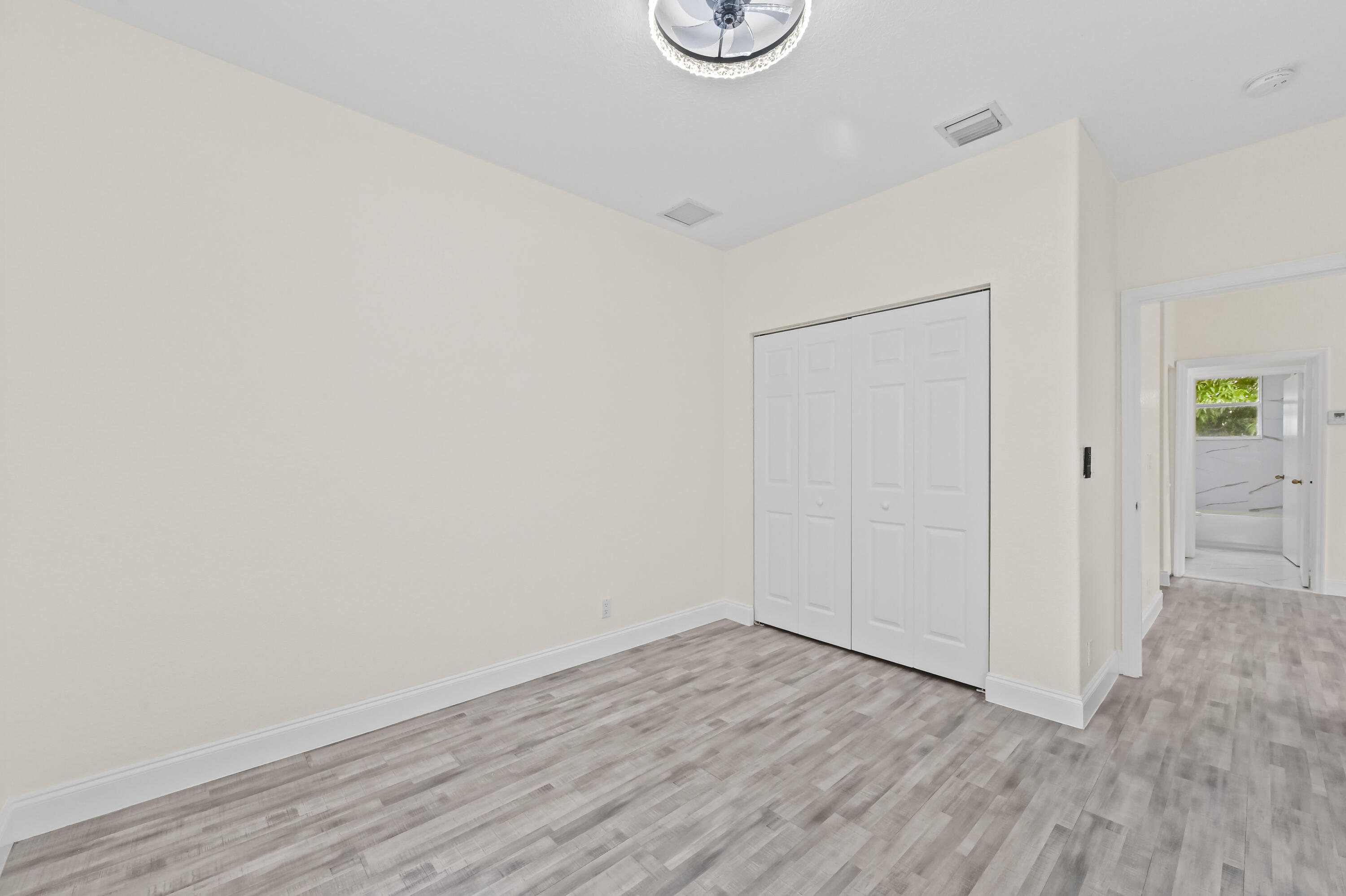 HYPOLUXO HAVERHILL - Residential