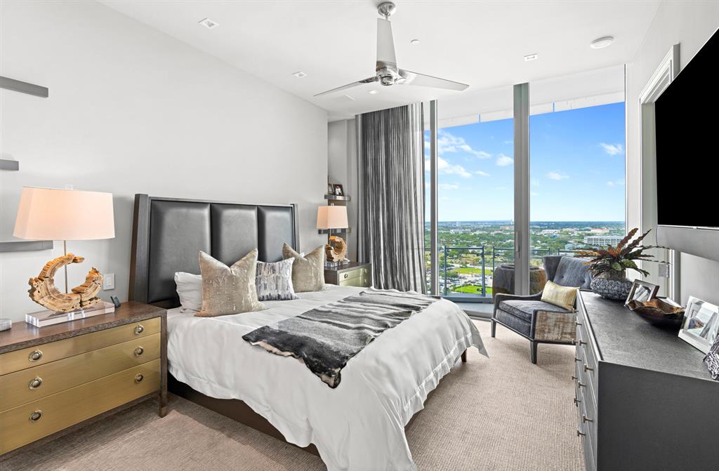 BRISTOL CONDO - Residential