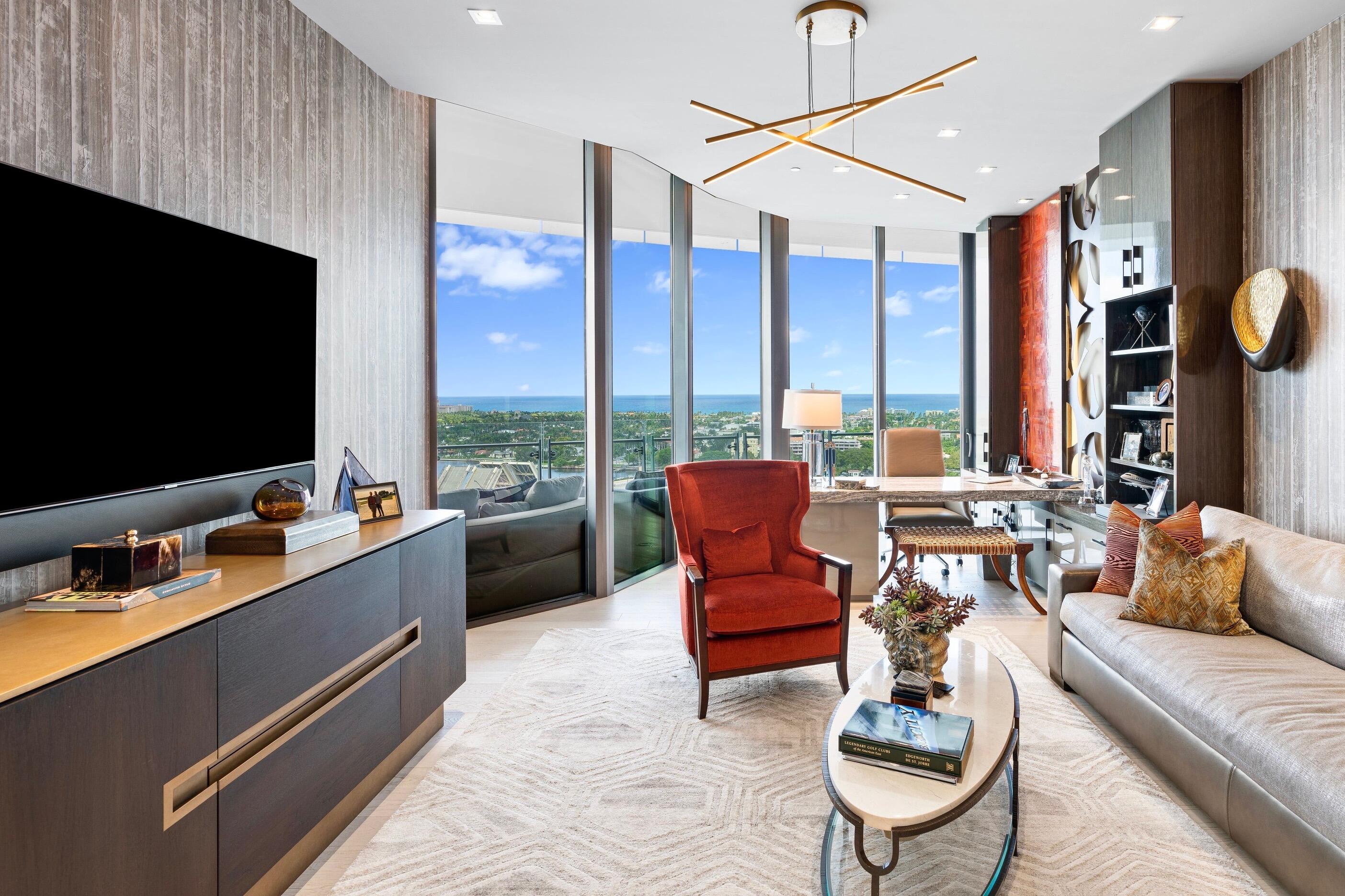 BRISTOL CONDO - Residential