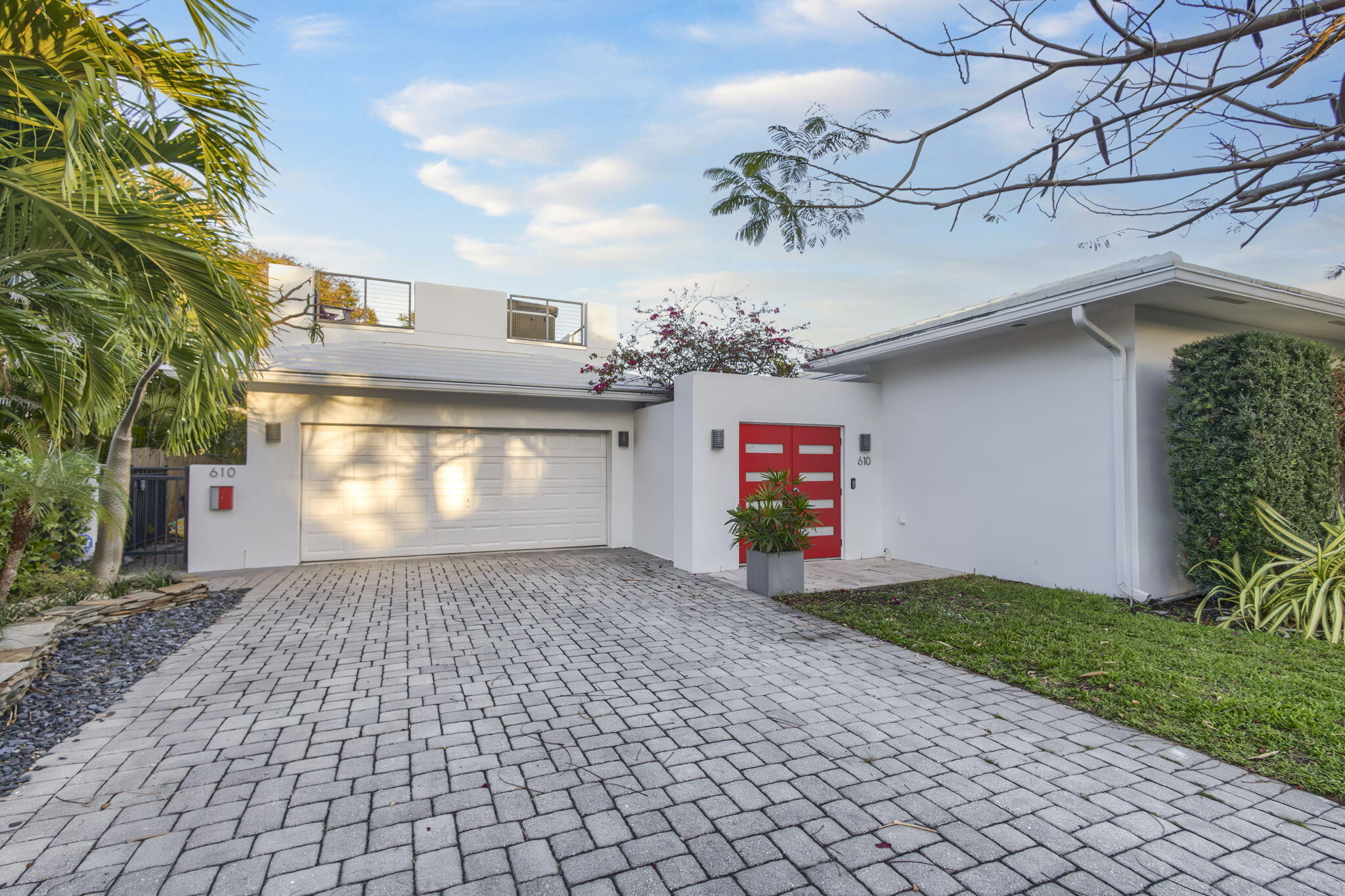 LAKE WORTH TOWN OF - Residential