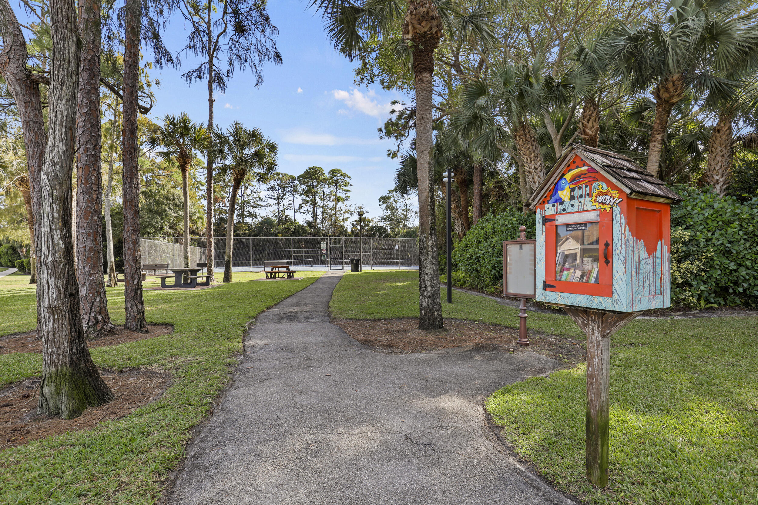 WOODS WALK 2 - Residential